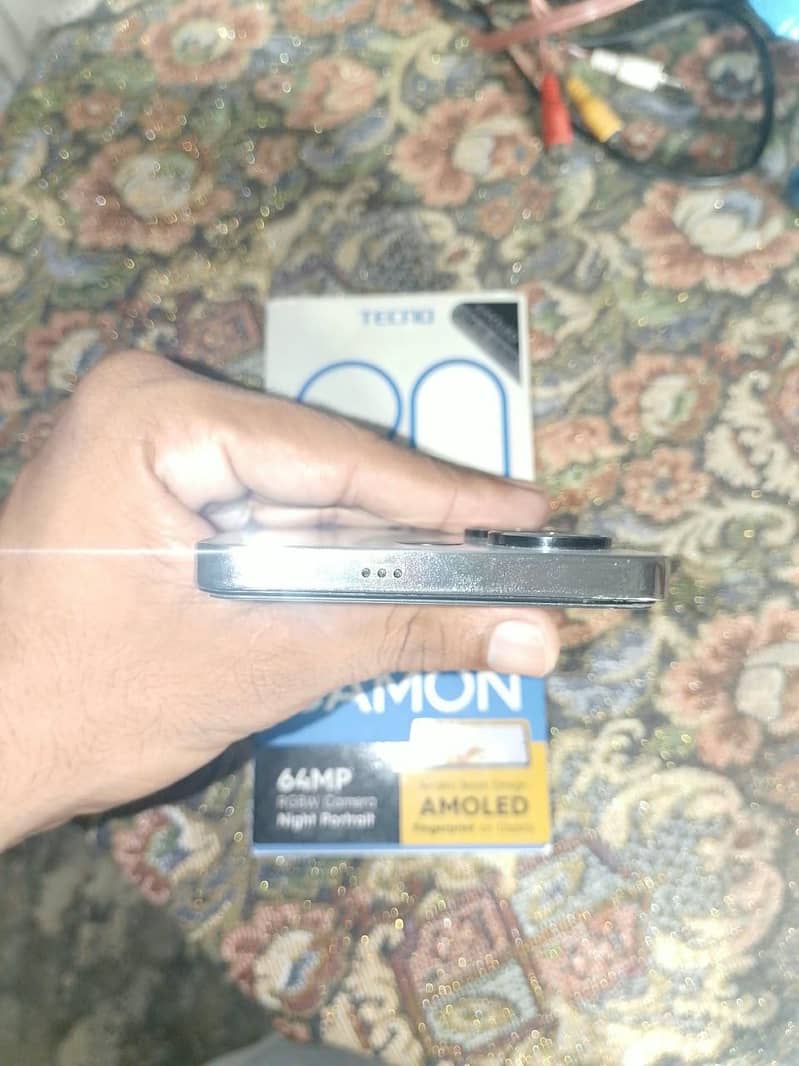 Tecno CAMON 20 7