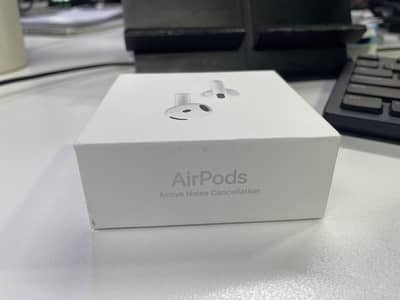 Original Apple AirPods 4 ANC