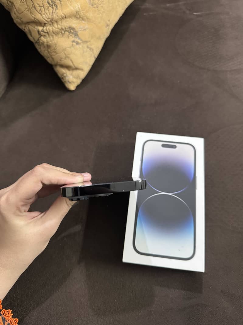 Apple iPhone 14 Pro 1