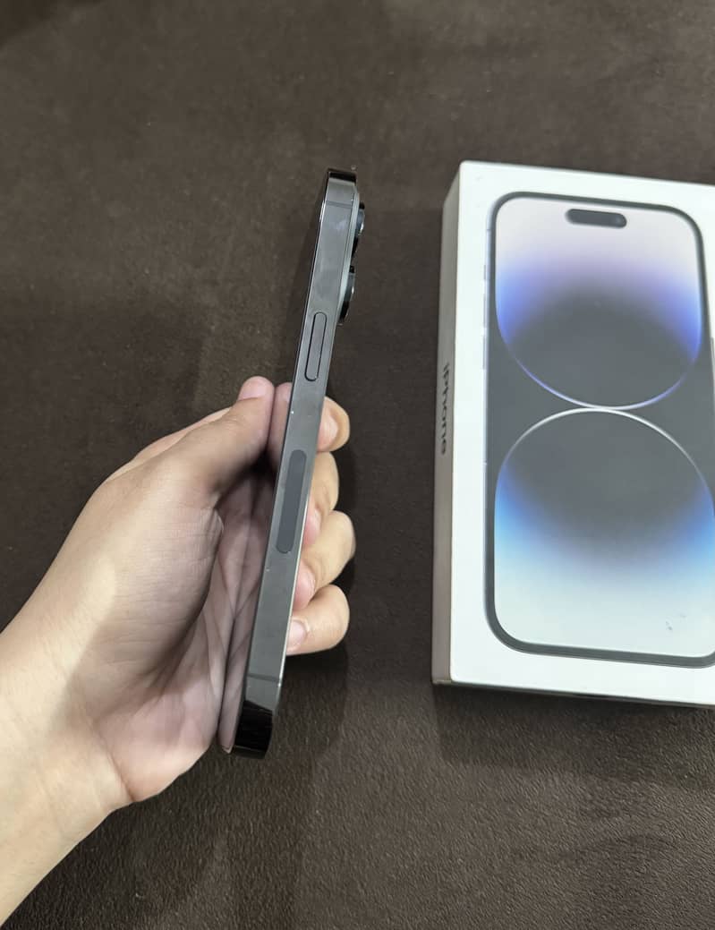 Apple iPhone 14 Pro 2