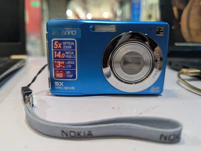 Retro Y2K Sanyo Digital Camera | Vintage collector grade