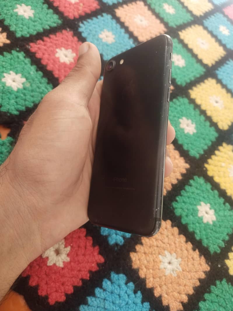 Apple iPhone 7 5