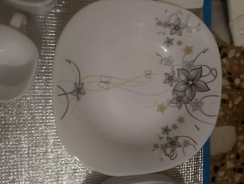 Marble Dinner Set - Square 8