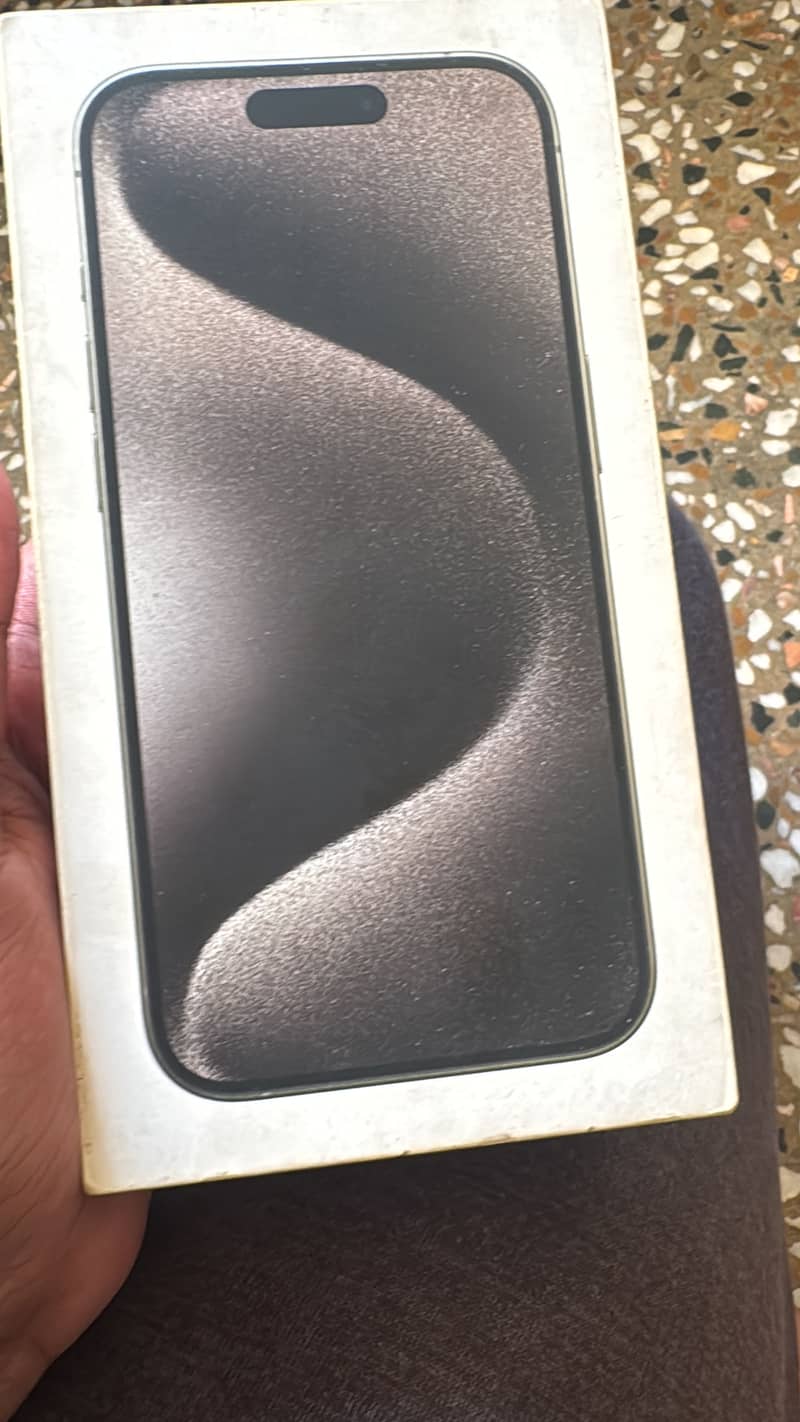 Apple iPhone 15 Pro 2