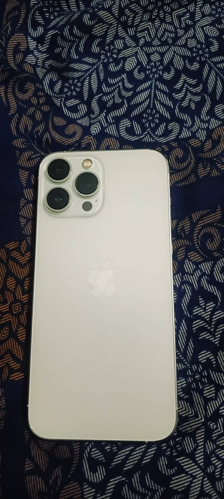 Apple iPhone 13 Pro Max 0