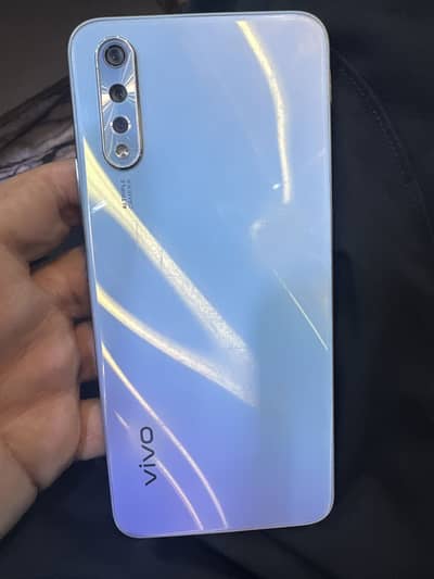 Vivo S1
