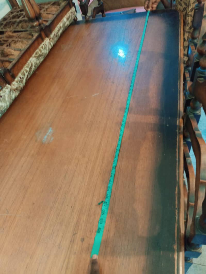 Dining Table 0