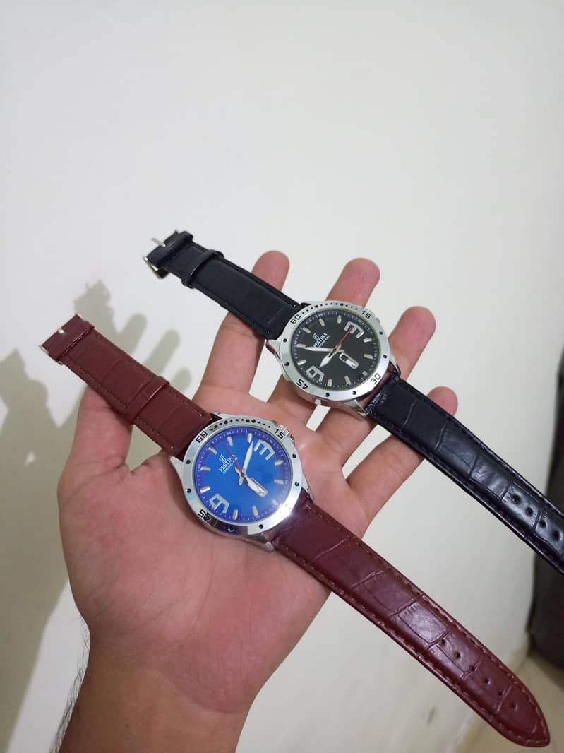 leather strap watch 0