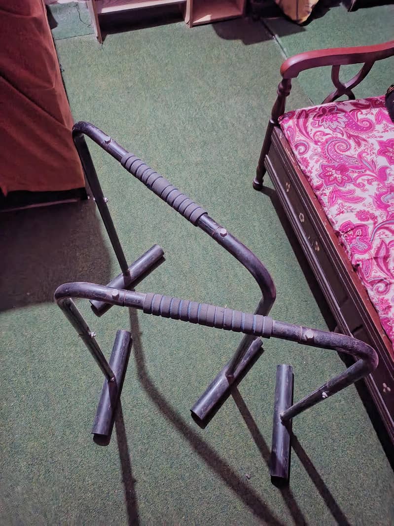 Dip Parallel Bars 1