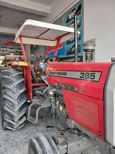 Massey Ferguson 385