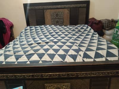 Brown Wooden King Bed & mattress