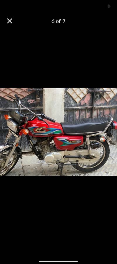 united 125