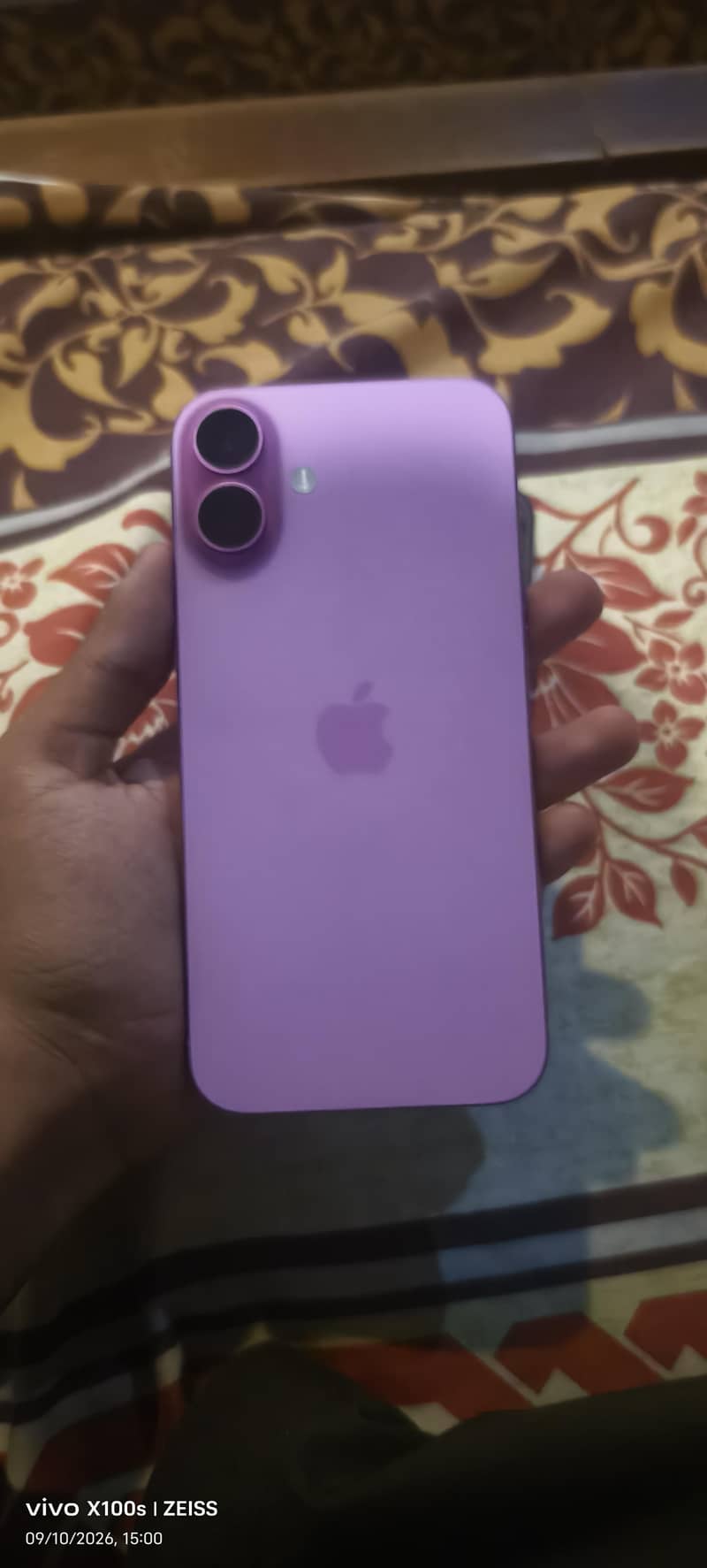 IPhone 16 Plus 4