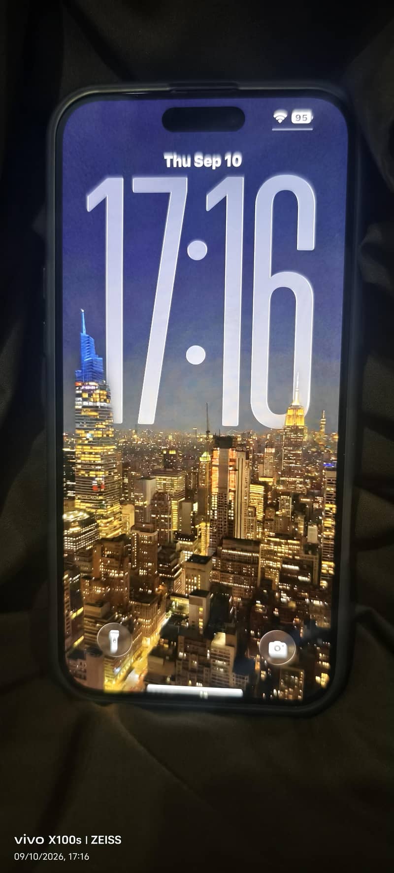 IPhone 16 Plus 5