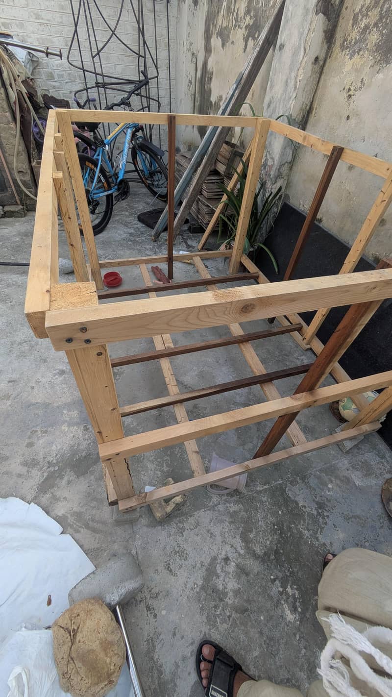 cage structure 5