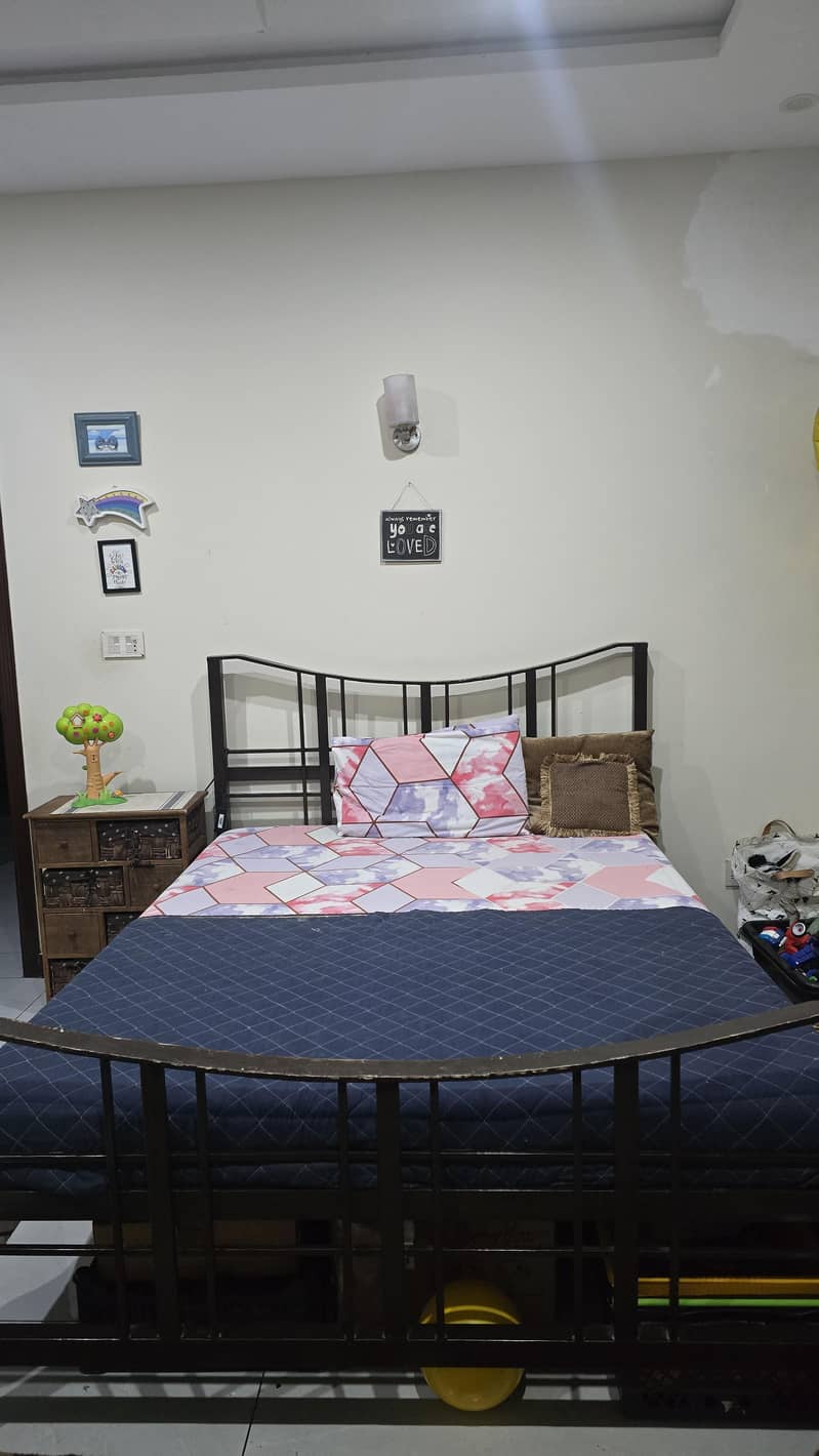 iron double bed 1