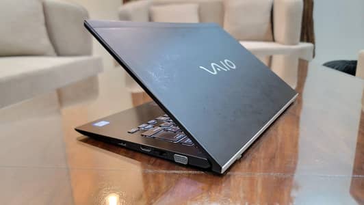 Laptop Sony VAIO | Core i5, 8th Gen | Premium Ultra-Slim Design