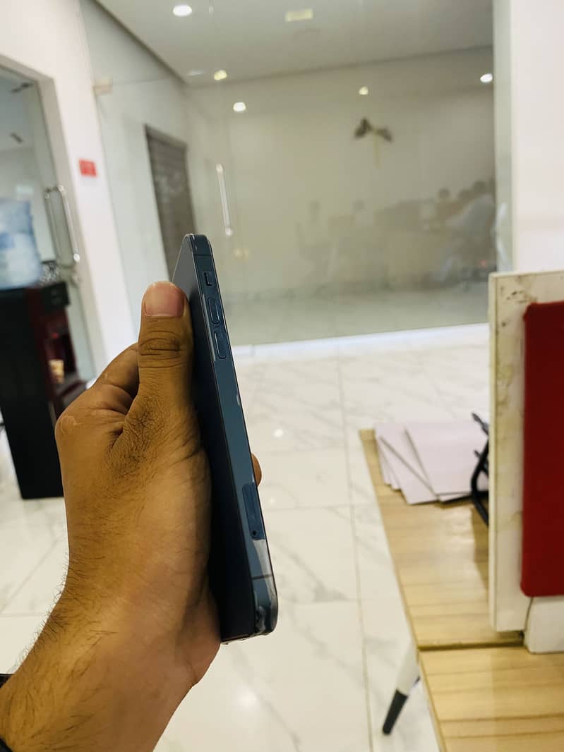 Apple iPhone 12 Pro 6