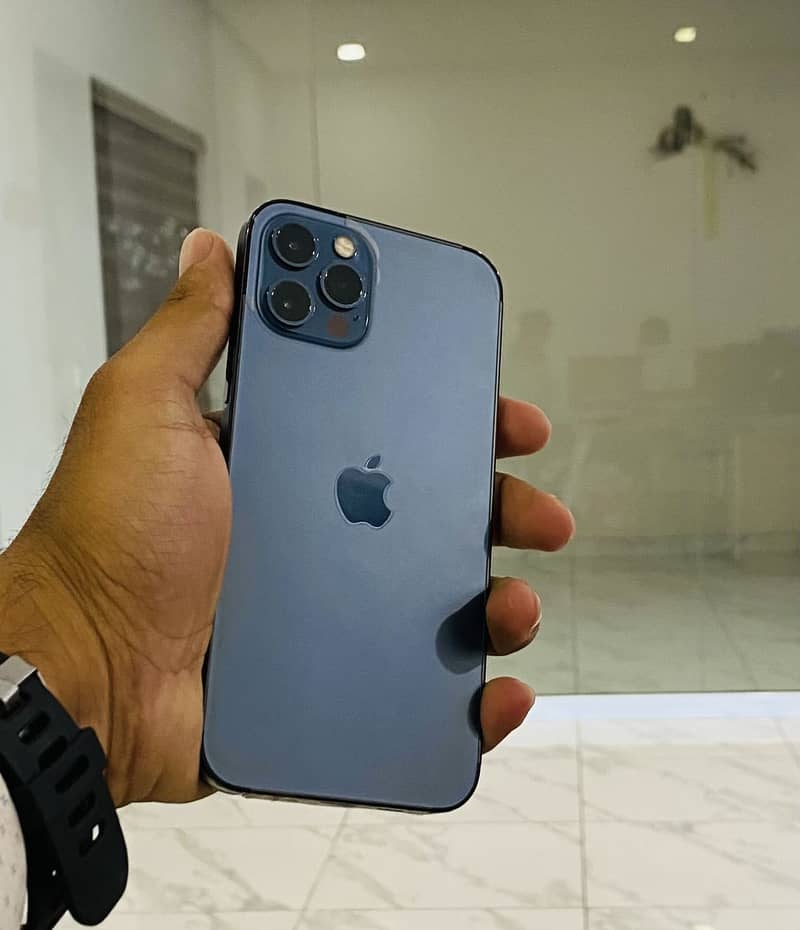 Apple iPhone 12 Pro 0