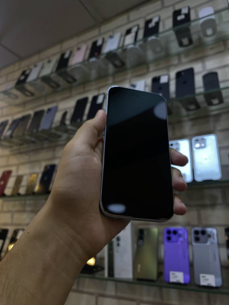 Apple iPhone 15 2