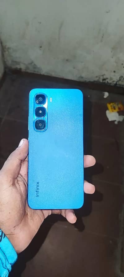 Infinix Hot 60i