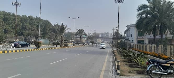 100% Confirm Deal Hot Location 5 Marla Plot Is Available For Sale In Park View City