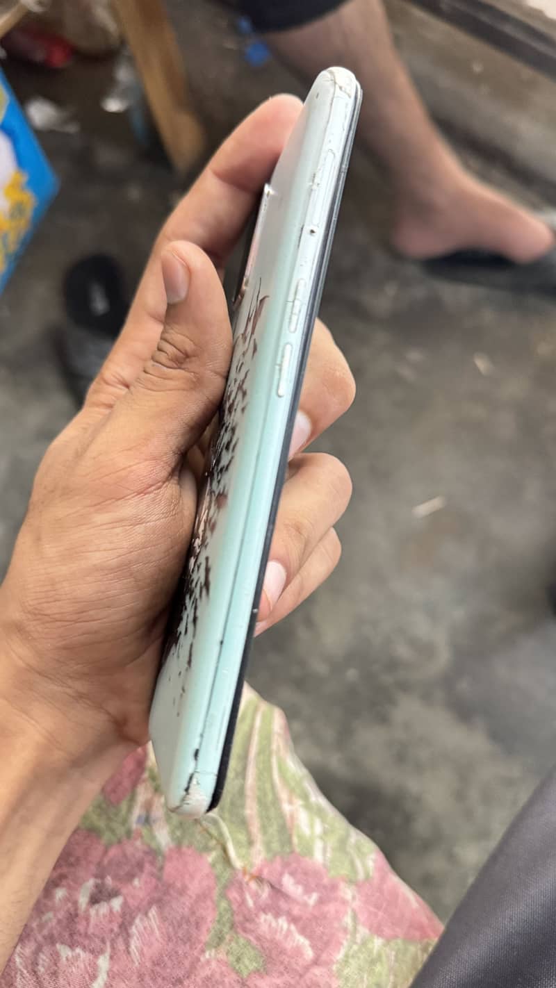 Oppo A52 4