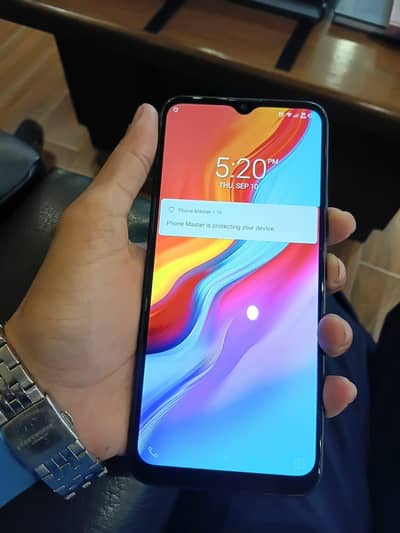 Infinix Hot 8