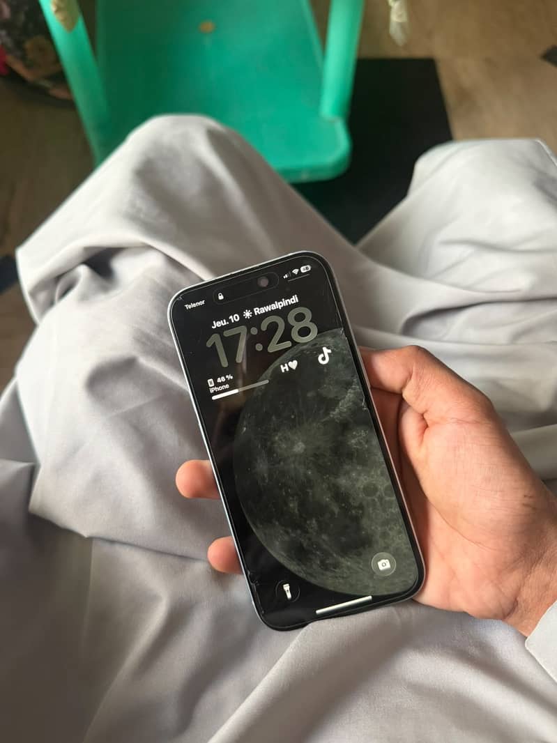Apple iPhone 15 2