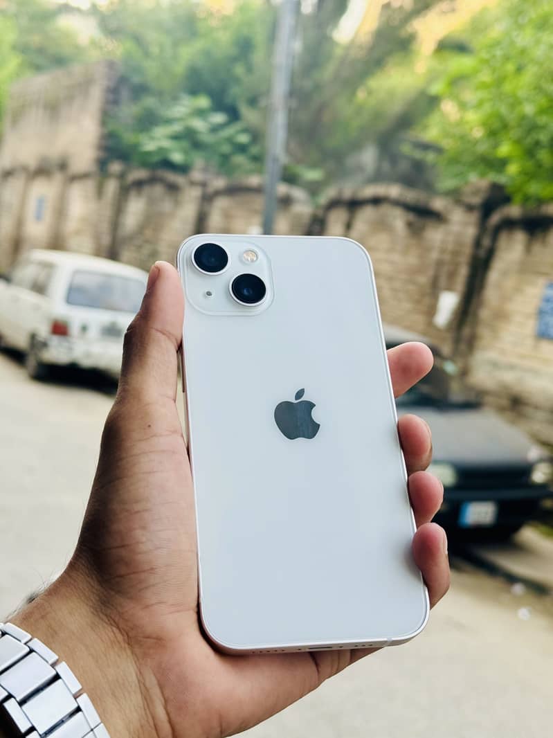Apple iPhone 13 3