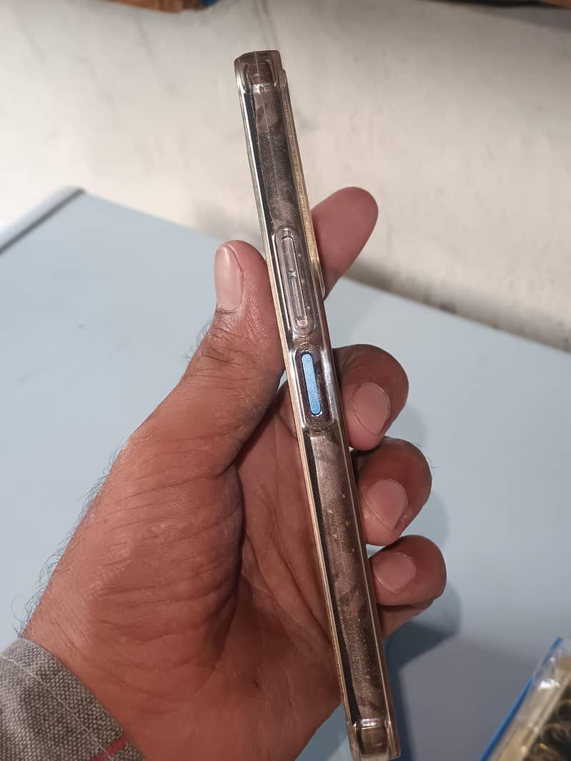 Tecno Camon 18P 0