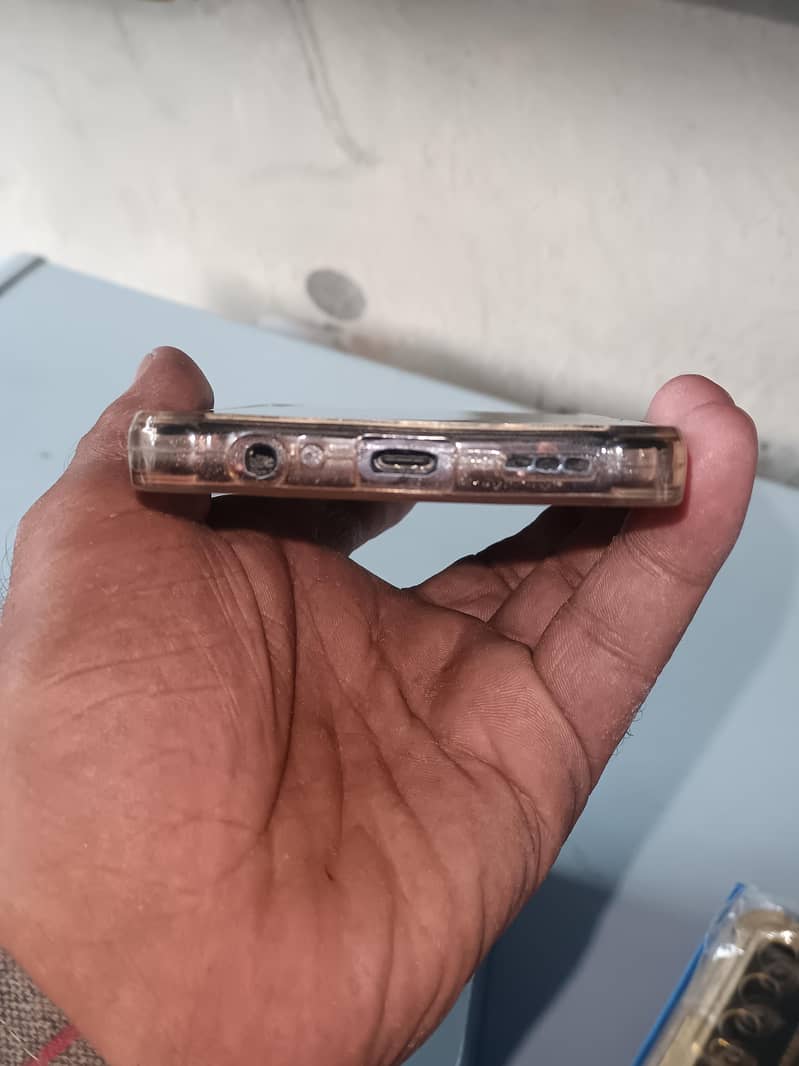 Tecno Camon 18P 1