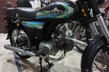 Unique 70cc 2024 normal used like new position