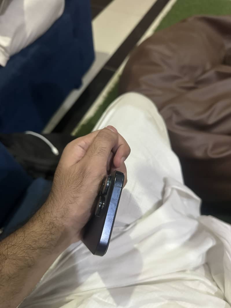 Apple iPhone 15 Pro 5