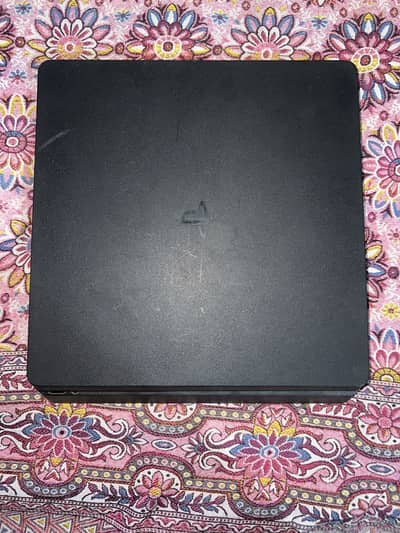 PlayStation 4 Slim 1 TB