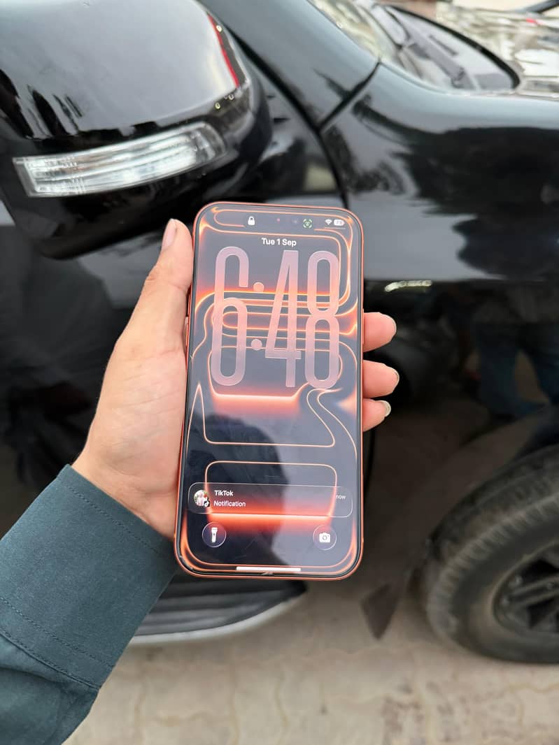 Apple iPhone 17 Pro Max 5