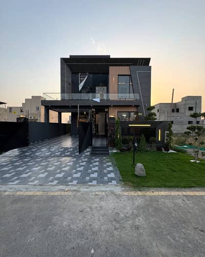 Elegant 10 Marla Family Home In DHA Phase 7 | Modern Living At Its Best