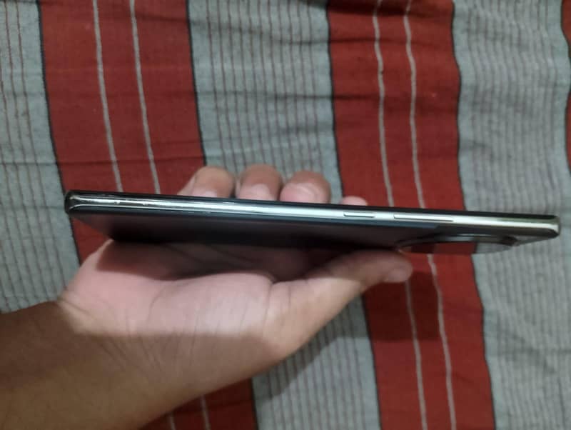 Tecno Spark 20 Pro Plus 3