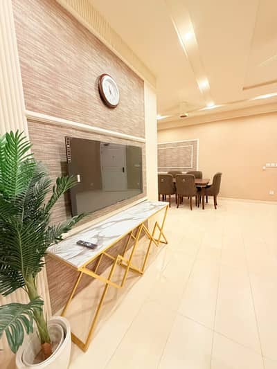4 MARLA BEAUTIFUL FULLY FURNISHED APARTMENT AVAILABLE FOR RENT IN DHA PH 8. . BEST LOCATION