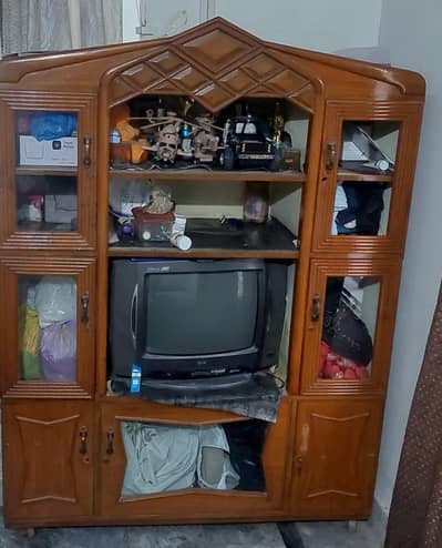 showcase almari urgent sale
