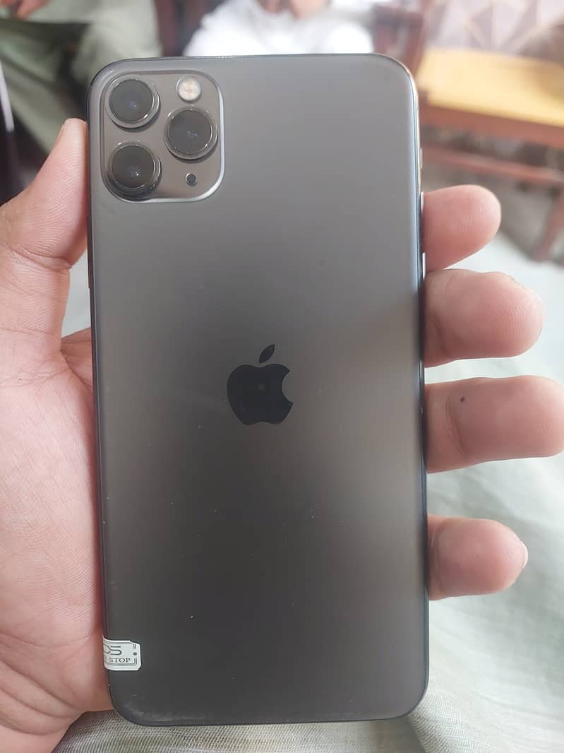 Apple iPhone 11 Pro Max 3