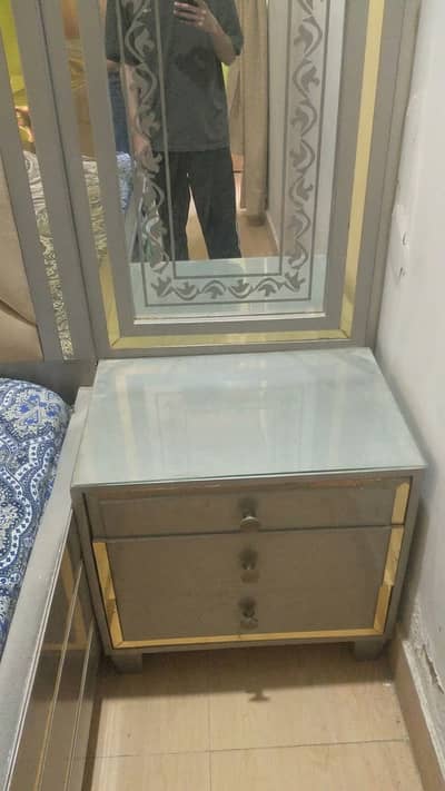 Urgent selling due to shifting