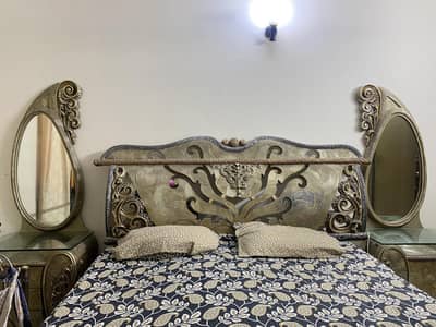 Whole furniture