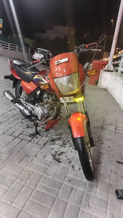 Honda 125 deluxe bike for sale