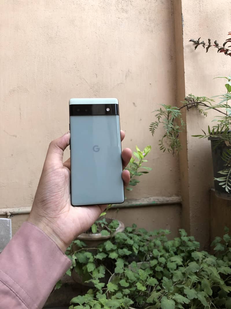 Google Pixel 6a 1