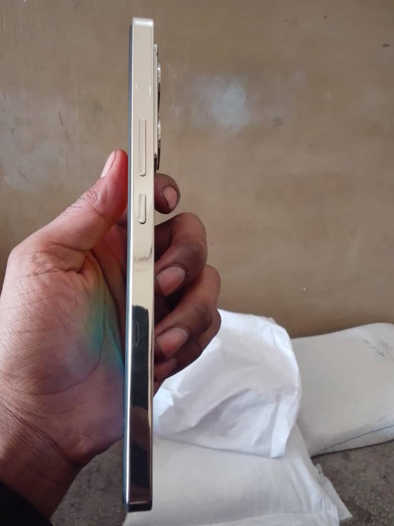 Infinix Note 40 2
