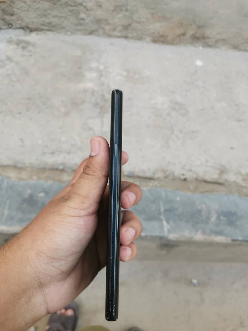 Samsung Mobile Note 9 1