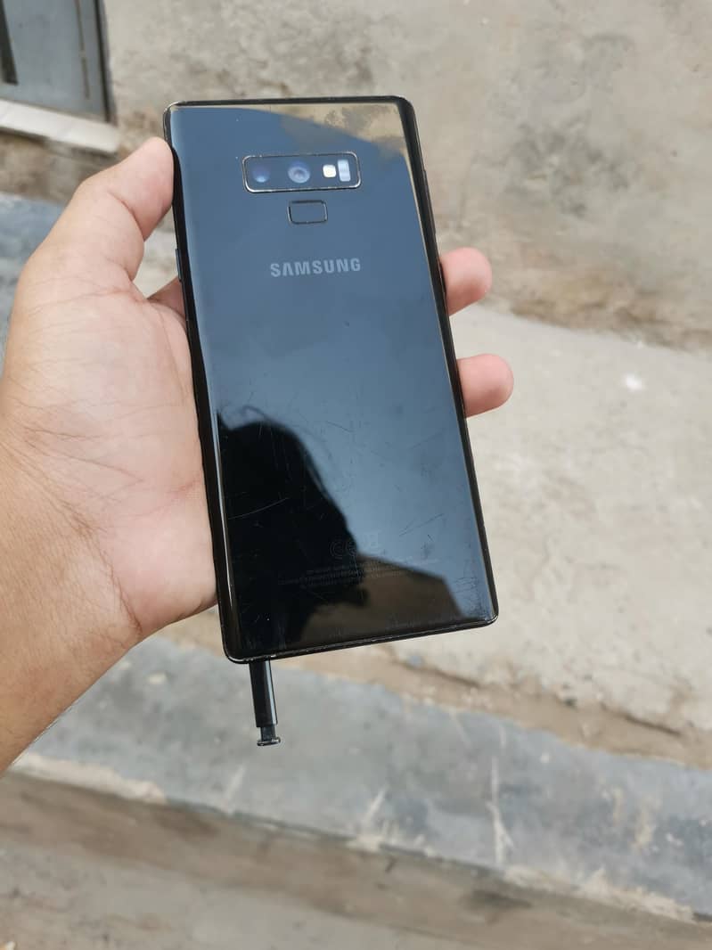 Samsung Mobile Note 9 4