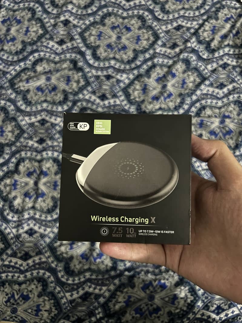 iPhone wireless Charger 0