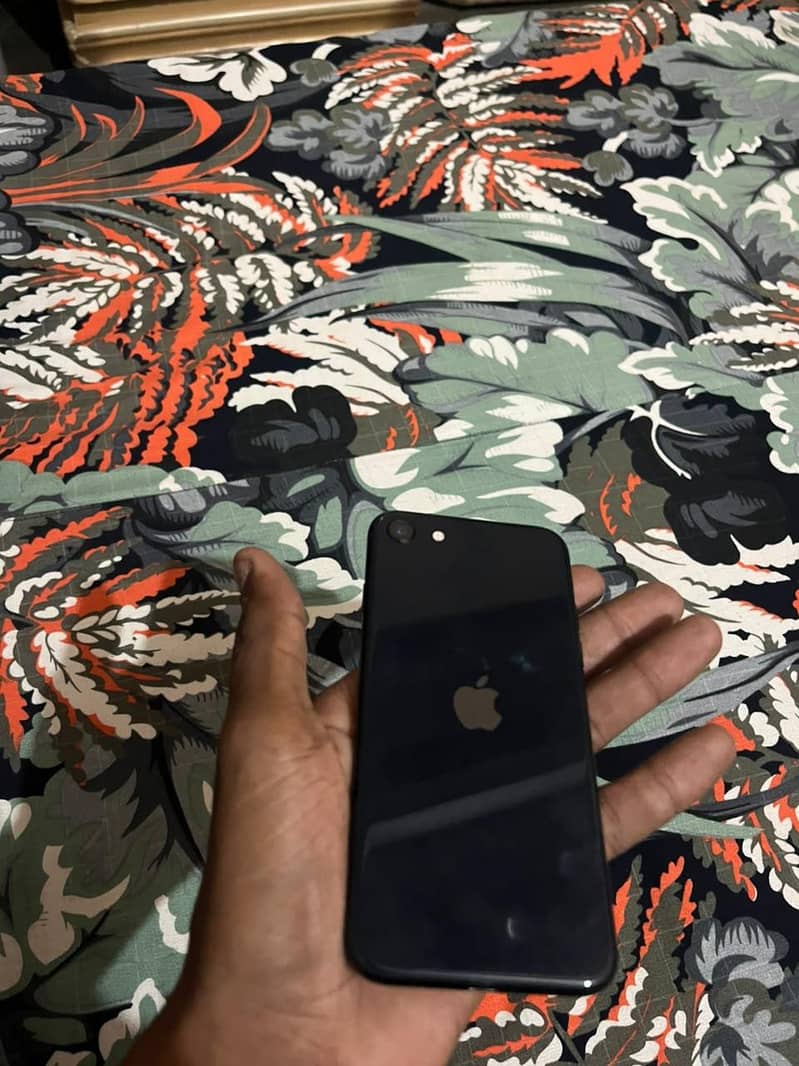 iphone SE 3 1